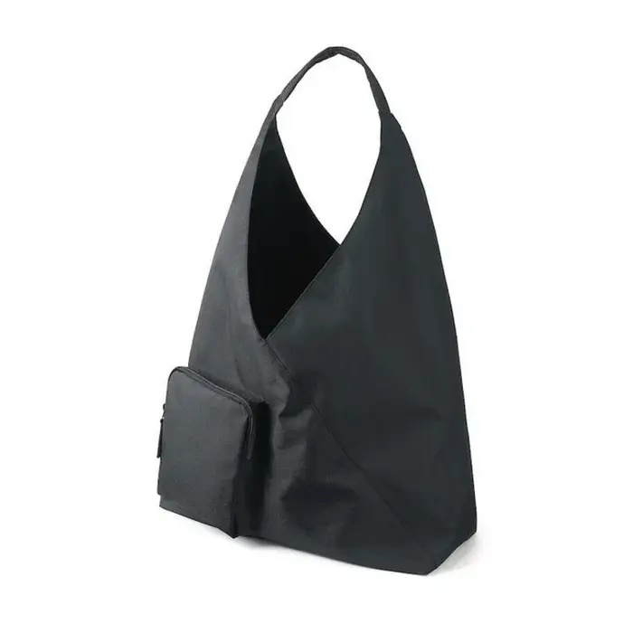 Sac à main en toile noire et beige