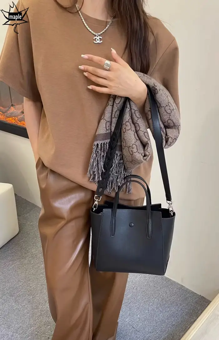 Nouvelle offre spéciale grande capacité voyage fourre-tout plaine couleur unie femmes sac à main en cuir de vachette femme sac à bandoulière 2 sangles