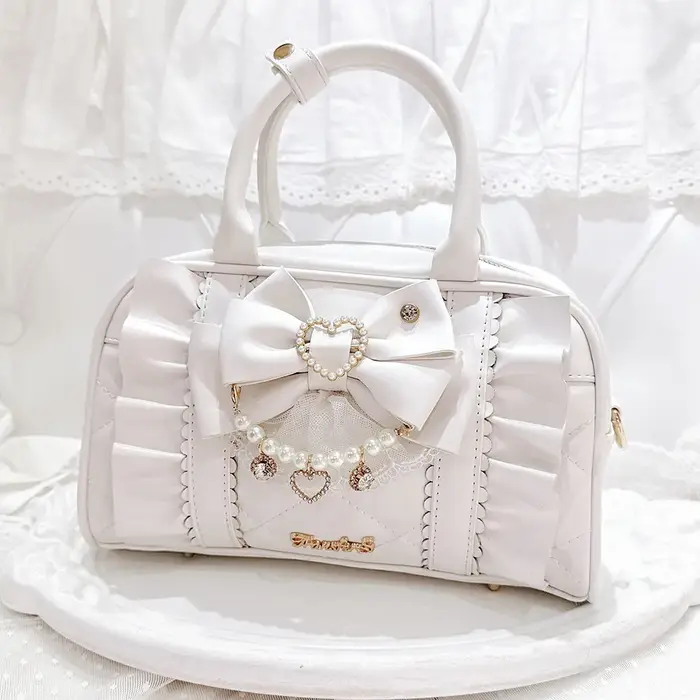 Sac à dos noir pour femmes, style Lolita japonais, grande capacité, avec perles, nœuds plissés et fe