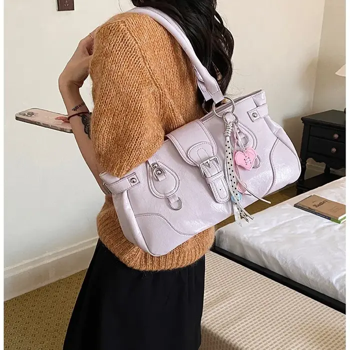 Sac Moto Cool Girl pour Femme 2026 Nouveau Sac Polyvalent Décontracté à Porter sous le Bras Grande Capacité Rétro Sac Bandoulière Unique
