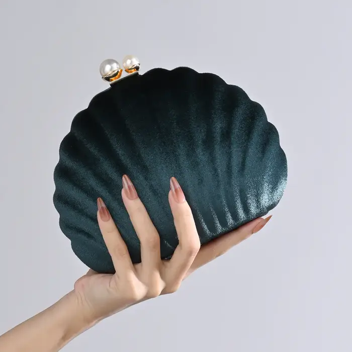Sac à bandoulière simple en forme de coquille de velours haut de gamme avec poignée perlée pour les fêtes à dîner, sac à main de tempérament personnalisé