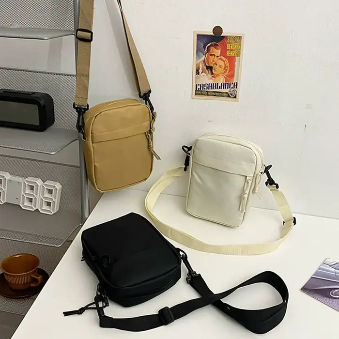 Petit sac à bandoulière pour hommes et femmes