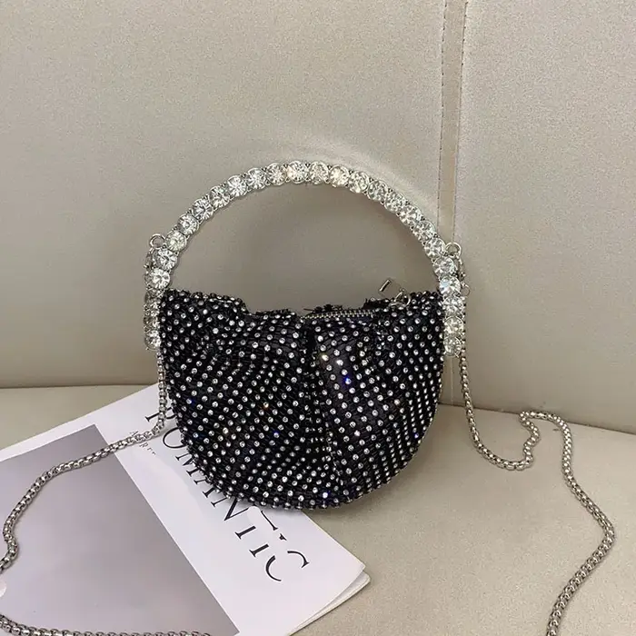 Sac à main plein de diamants, sac de dîner plissé en diamant d'eau, chaîne de mode, sac messager à b