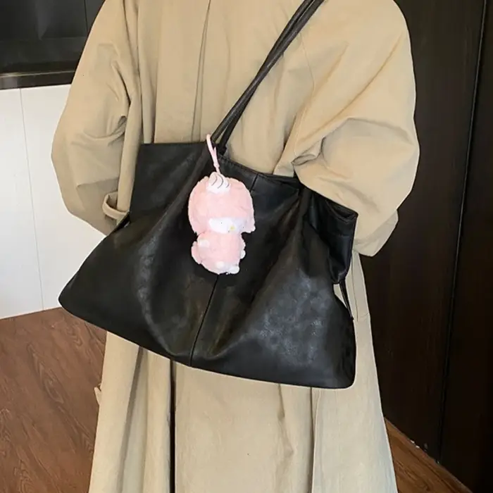 Sac fourre-tout rétro en suède mat pour femme