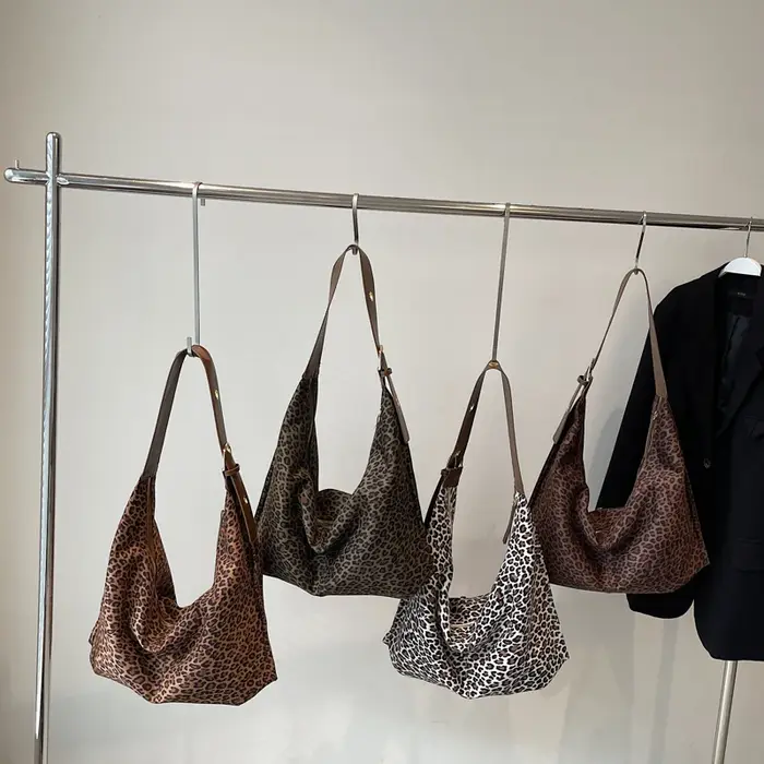 Faux daim léopard grande capacité sacs à bandoulière automne rétro polyvalent femmes