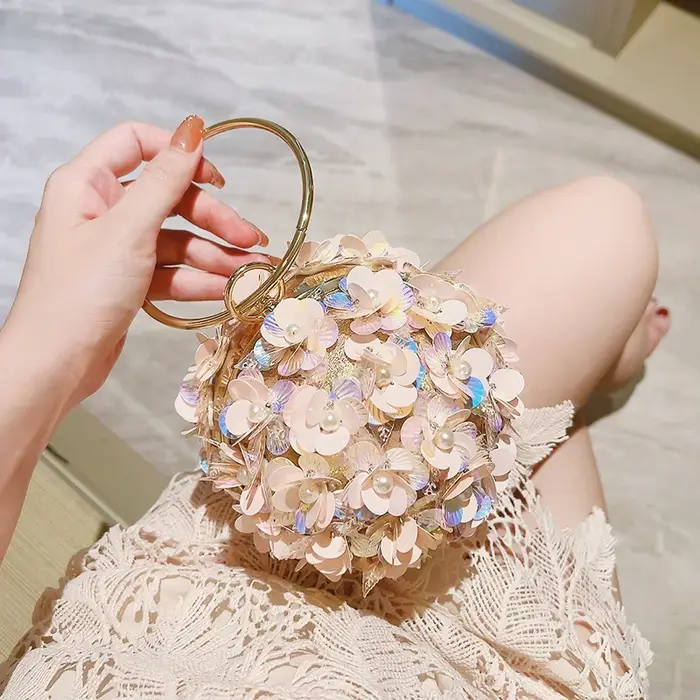 Mini sac de soirée à fleurs à paillettes