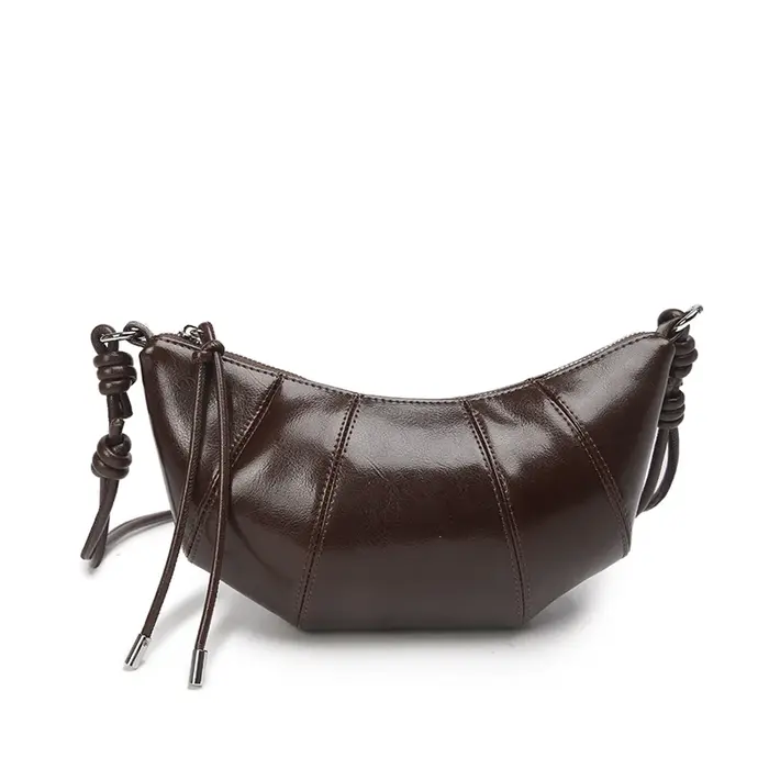 Nouveau sac à bandoulière de luxe en cuir de vachette mini pour femme 2026, sac à main de créateur p