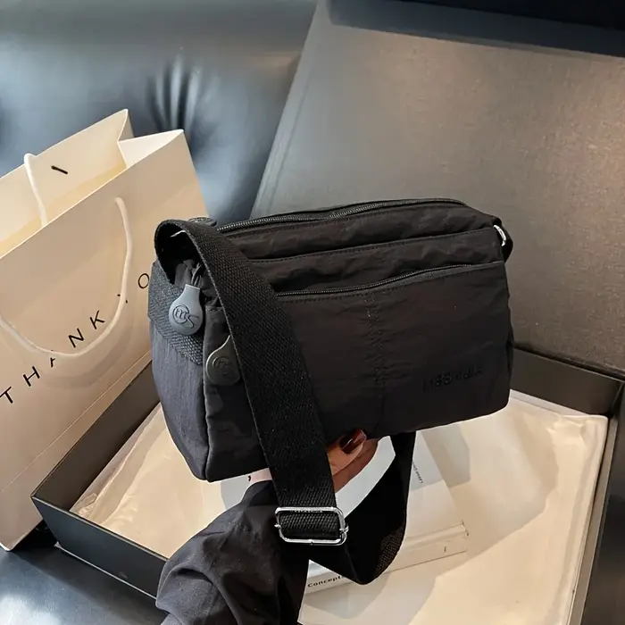 Sac à main beige élégant