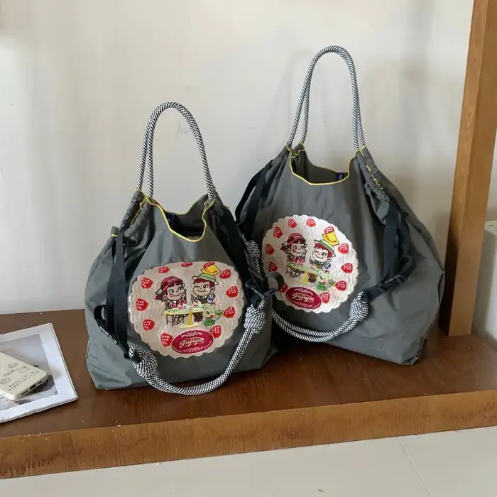 Sac de shopping brodé de style japonais