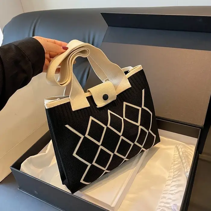 Sac à main tricoté à la main pour femme, mini sac de poignet noué, sac fourre-tout décontracté à lar