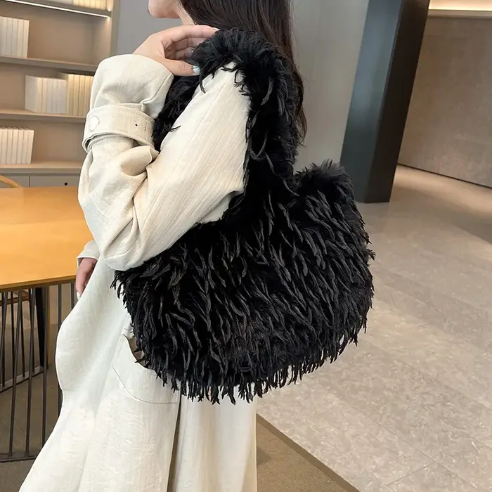 Sac à main en fausse fourrure pour femmes