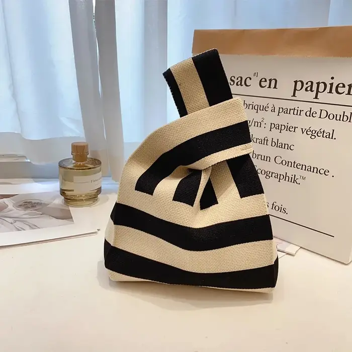 Sac à main en tricot fait à la main pour femme