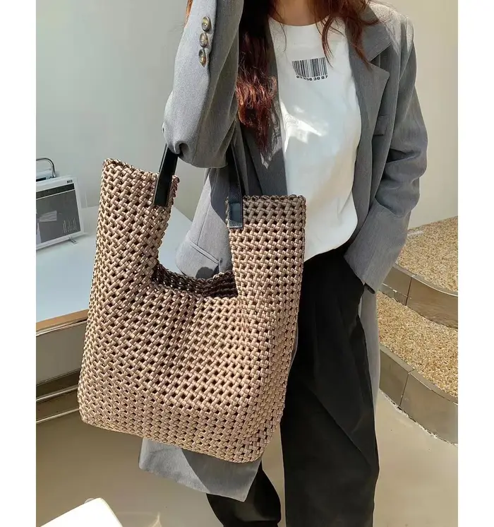 Sac à main tissé en néoprène pour femme