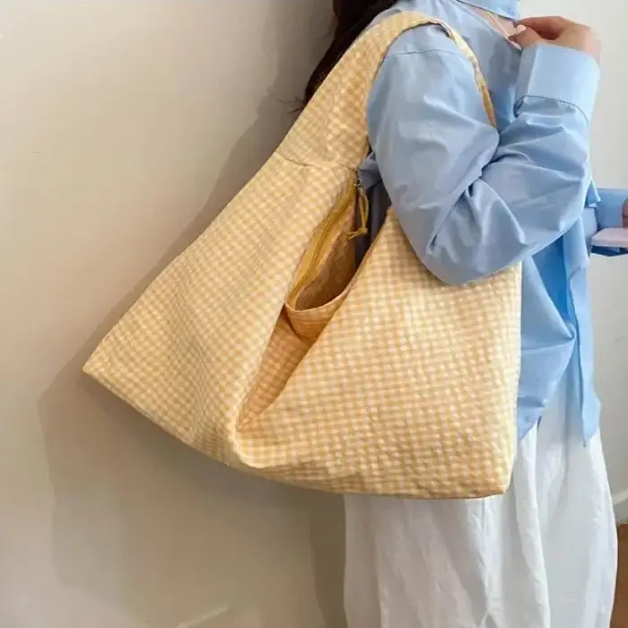 Sac fourre-tout en toile jaune à carreaux