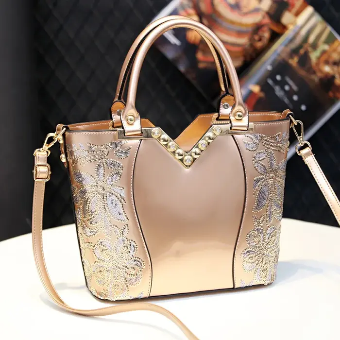 Sac à Main Brodé à Paillettes en Forme de V pour Femme