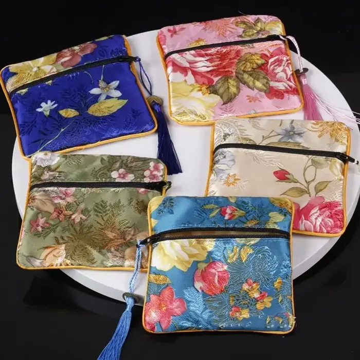 Pochette à monnaie brodée en tissu, motif floral, avec pendentif en cuivre, portefeuille en tissu, sac à maquillage et à rouge à lèvres, organiseur et sac de rangement pour bijoux