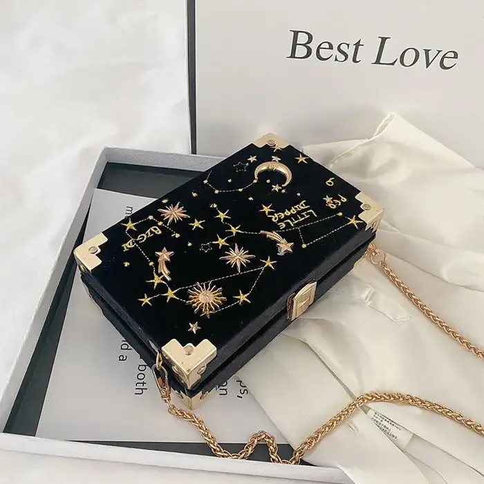 Petit sac carré en velours pour femmes