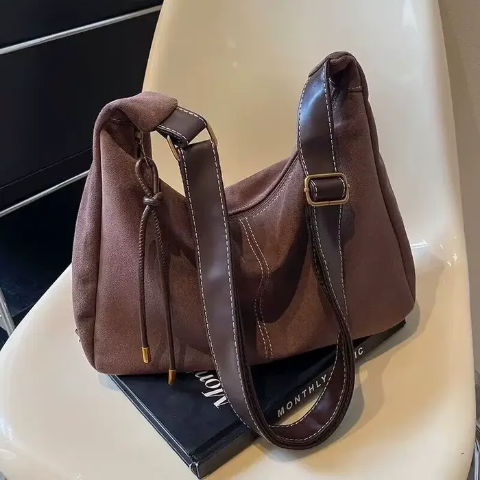 Nouveaux sacs à main pour femmes à la mode rétro grande capacité en cuir PU sac à bandoulière automne et hiver