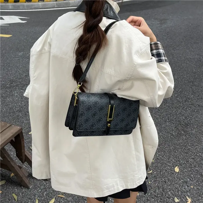 Sac bandoulière tendance de luxe pour femme