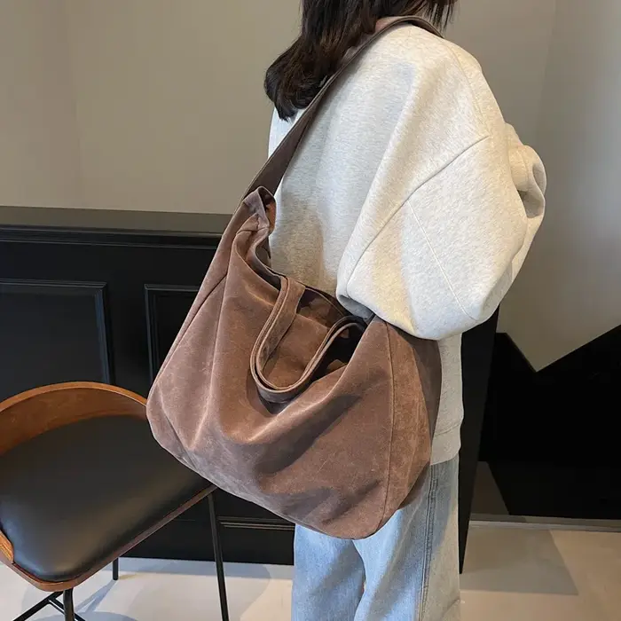 Sacs fourre-tout vintage en daim pour femmes