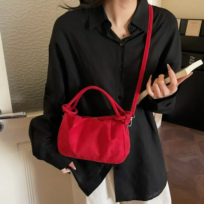 Nouveau sac bandoulière rétro en daim pour femme