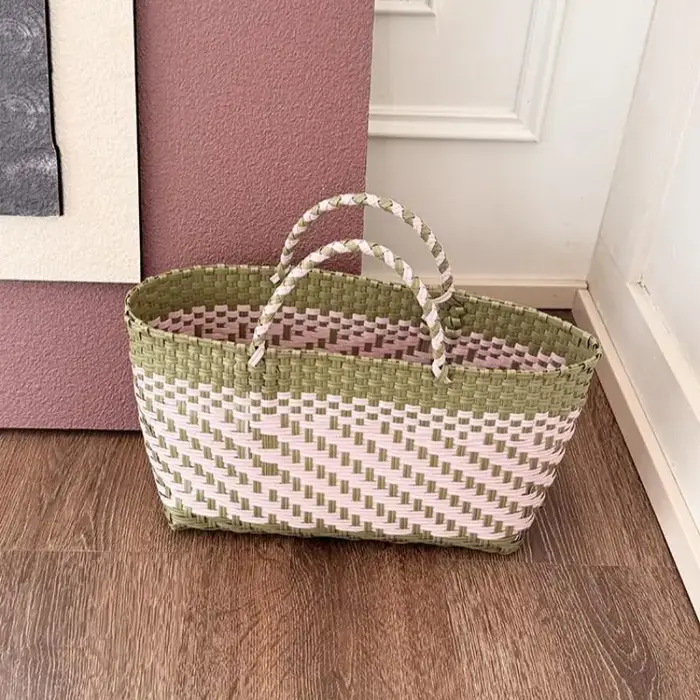 Sac à main en PVC tressé mignon, grande capacité, style bohème, sac de plage, sac de vacances, style