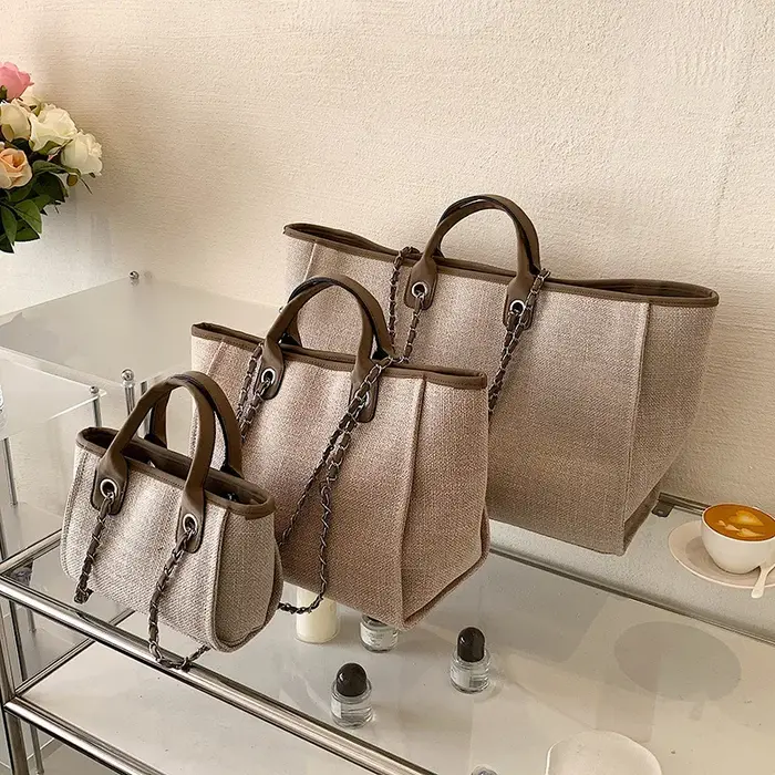Nouveau sac seau européen américain 2025 marée femme grande capacité poche simple épaule diagonale chaîne sac fourre-tout