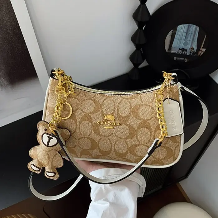 Sac à main de style haut de gamme pour femmes, nouveau modèle 2025, petit sac carré unique et à la mode, tendance, rétro, simple et élégant, cr