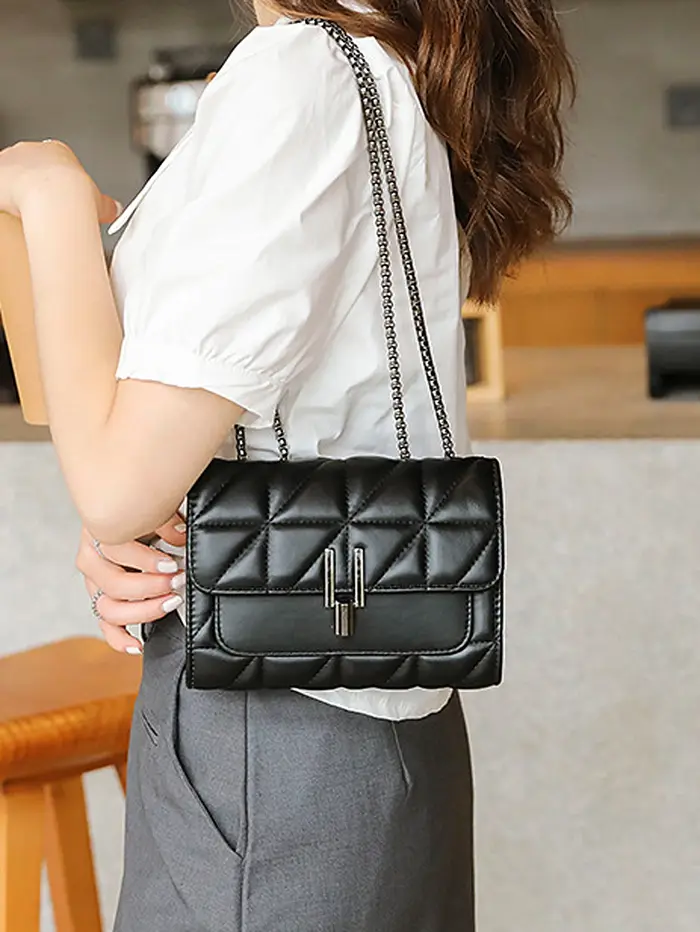 Sac carré classique matelassé