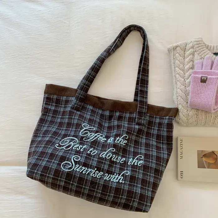 Sac fourre-tout brodé à carreaux rétro