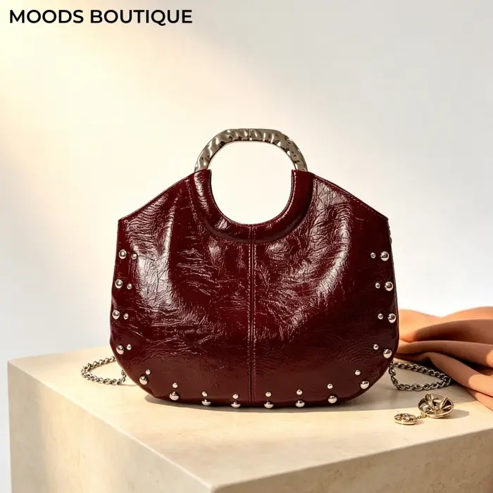 Sac à main vintage bordeaux pour femme, style punk, décorations rivets, sacs à bandoulière chaîne, nouveaux sacs de luxe de créateur 2026 pour femmes