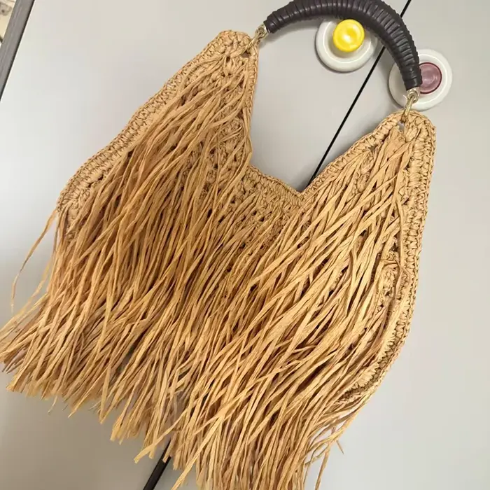 Sac fourre-tout bohème en paille à franges