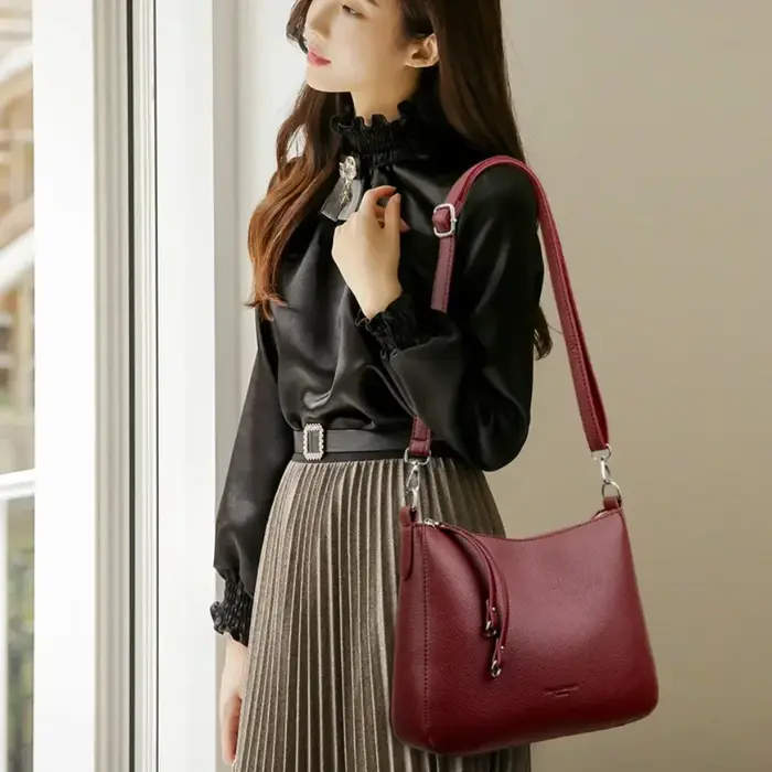 Sacs à bandoulière en cuir souple pour femmes