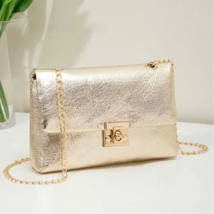 Sac à bandoulière élégant avec chaîne dorée pour femmes