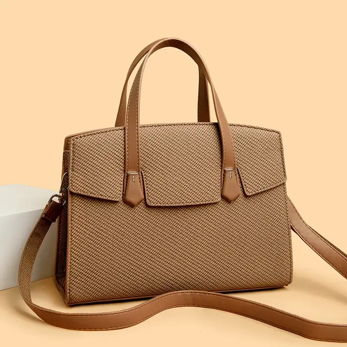 Grand sac fourre-tout en cuir pour femmes