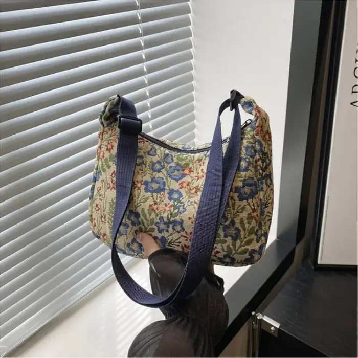 Nouveau femmes dame sac mode Vintage hiver polyvalent imprimé littéraire tissu croissant Pack Texture tempérament bandoulière épaule