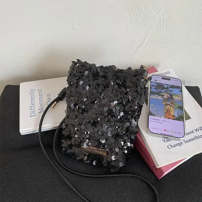 Mini Sacs à Bandoulière à Paillettes pour Femmes 2026 – Nouveaux Sacs de Soirée Designer Bling Bling