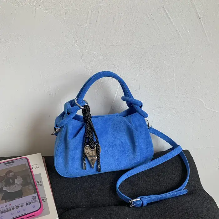 Petits sacs à bandoulière en cuir suédé pour femmes