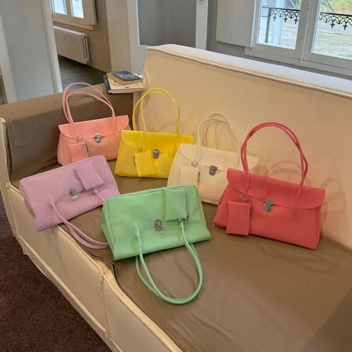Sacs à main SHELKSBAG pour femme – Nouvelle collection été 2026 – Sac fourre-tout et sac à bandoulière résistant à l'eau