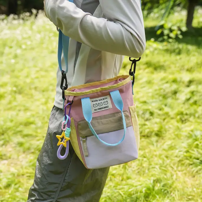 Nouveau Sac Seau en Toile Tendance 2026 pour Femme – Sac à Bandoulière Léger et Résistant au Quotidien – Collection Été