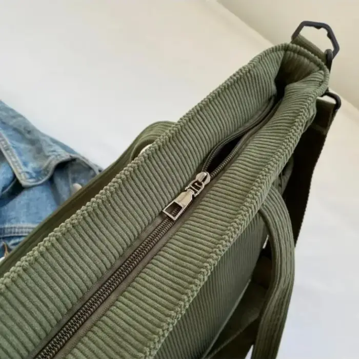 Sac à bandoulière polyvalent à la mode