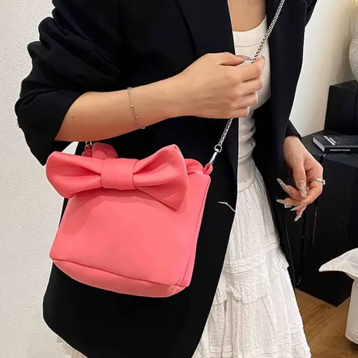 Sac à main tendance et créatif pour femme avec nœud