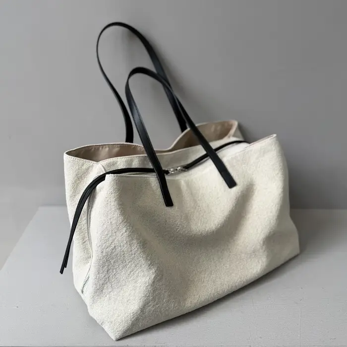 Toile de lin épissée Sac fourre-tout surdimensionné en cuir de vachette de première qualité