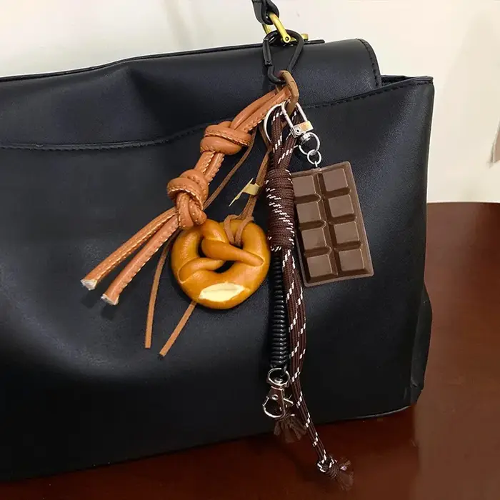 Automne/hiver marron mignon pain alcalin Style coréen INS sac pendentif chocolat escalade corde porte-clés décoratif Hangin