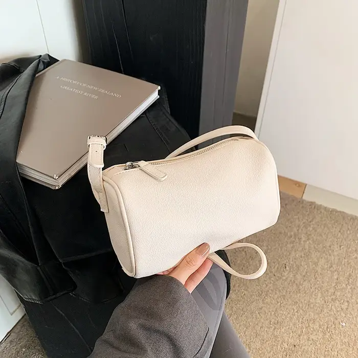 Sac à main en cuir souple rouge pour femmes