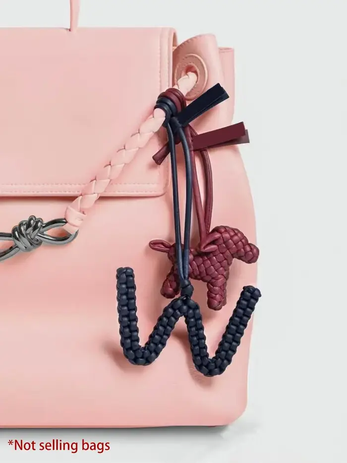 Breloque de sac en cuir tressé pour femme