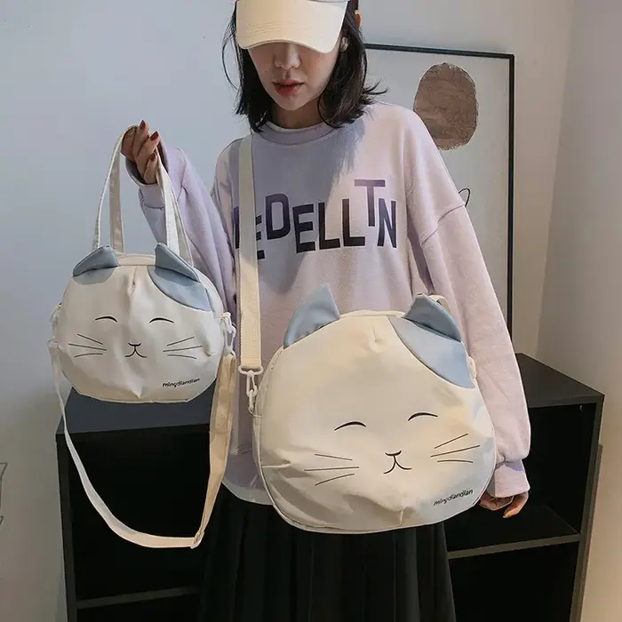 Sac fourre-tout à motif de chat de dessin animé