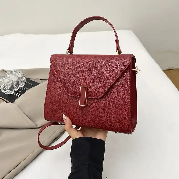 Sac bandoulière tendance et élégant pour femme