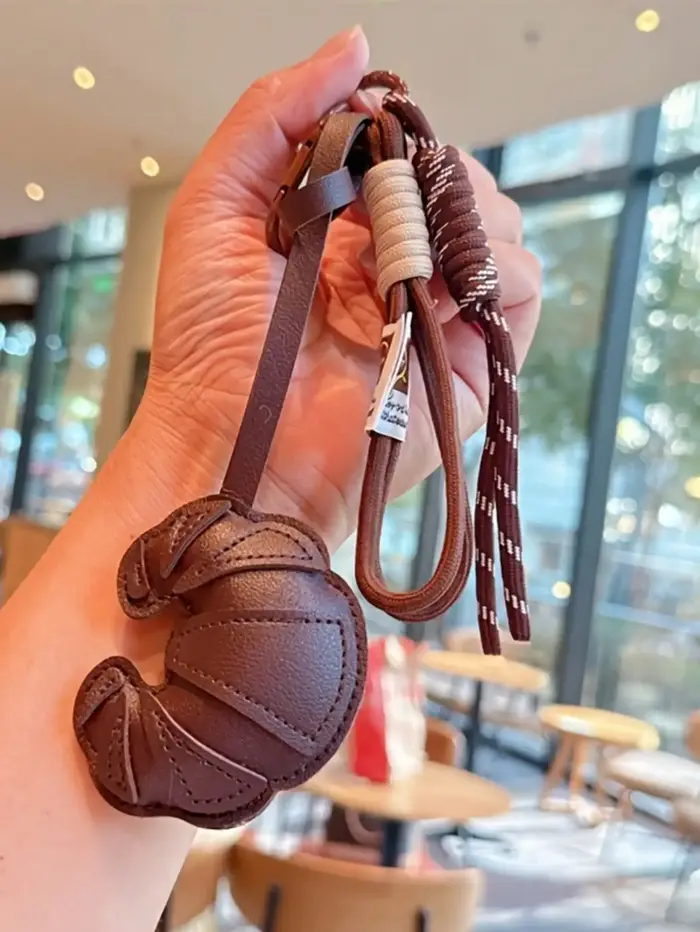 Pendentif de sac en forme de croissant simulé, porte-clés en corde tressée style Maillard, accessoir