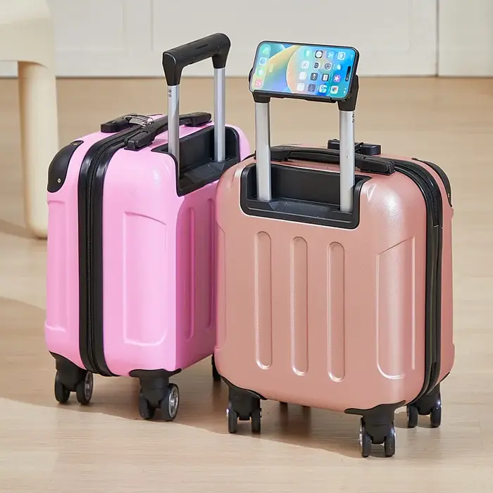 Bagage à main à la mode valise de cabine de 14 pouces parfaite pour les courts voyages comprend un porte-gobelet et un support pour téléphone multi-dire